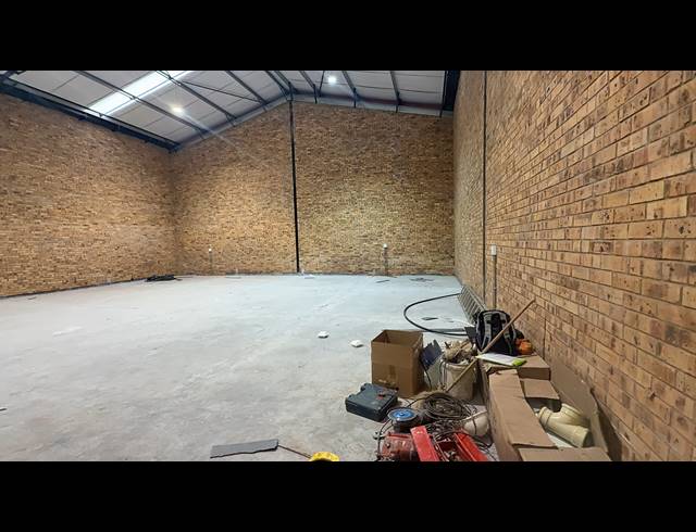 395M² WAREHOUSE FOR SALE IN BARTLETT